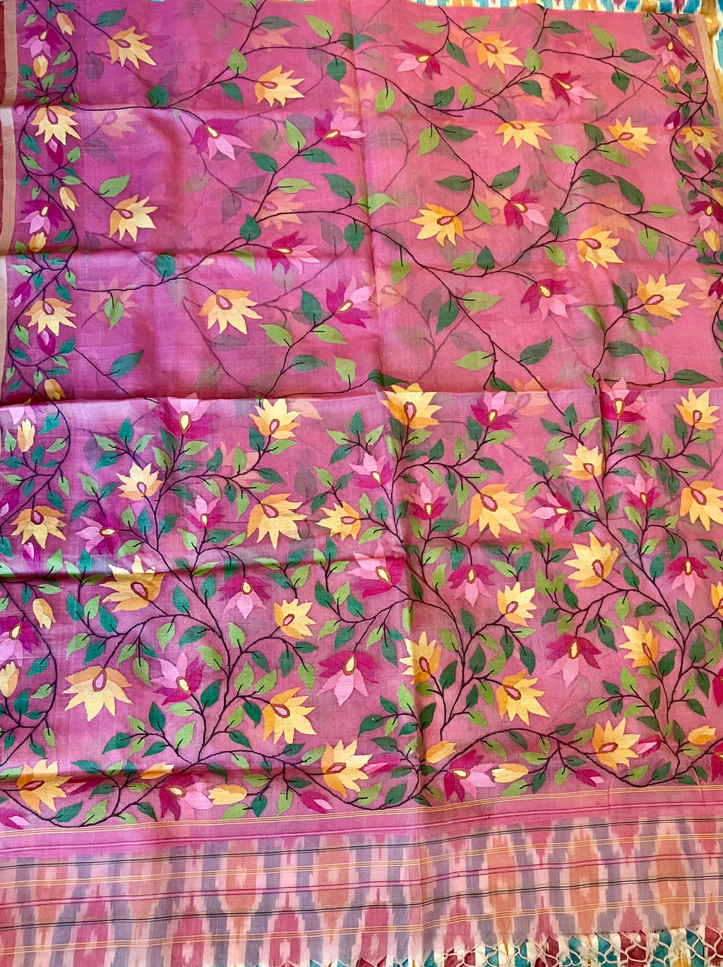 Pink Floral Resham Silk Muslin Jamdani Handloom Saree