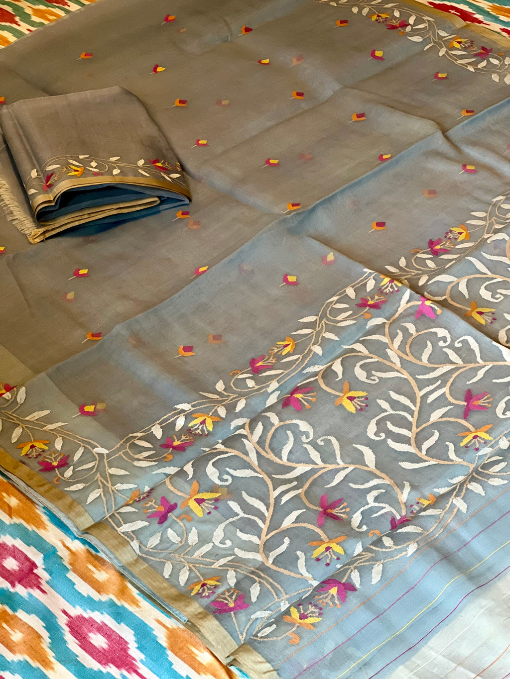 Smoky Blue Dainty Floral Silk Muslin Jamdani Handloom Saree