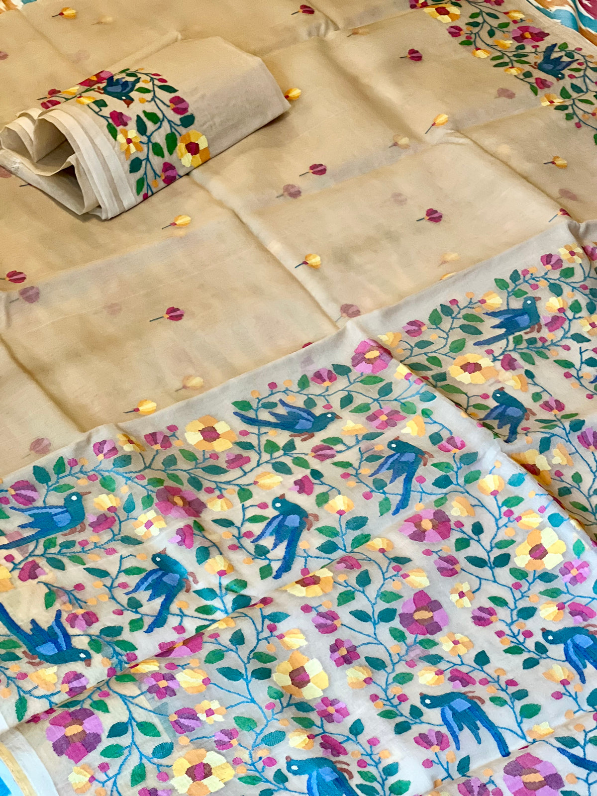 Beige with multicolor Floral and Bird motifs Resham Silk Muslin Jamdani Handloom Saree